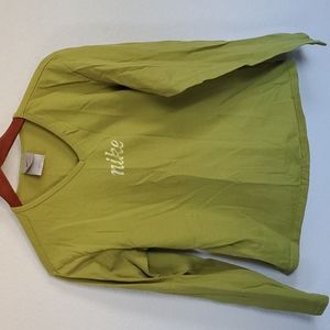 Women's Nike shirt,
